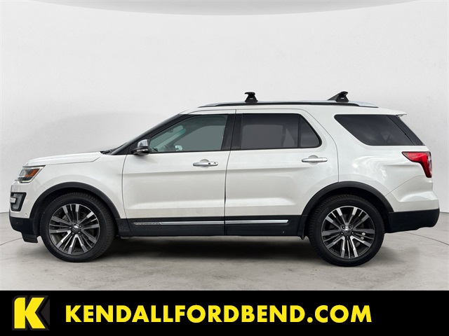2017 Ford Explorer Platinum photo 2
