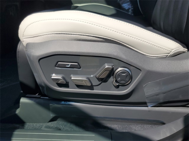 2026 Kia EV9 GT-Line photo 16