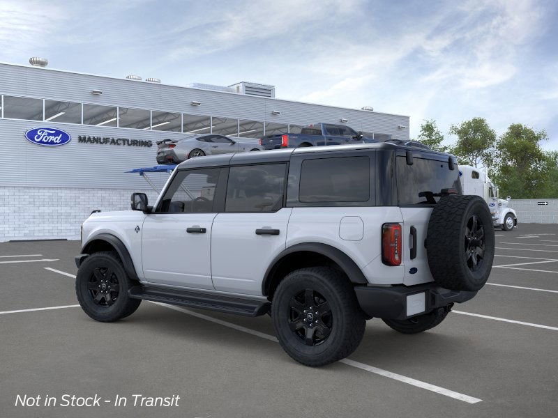 2025 Ford Bronco Outer Banks photo 4