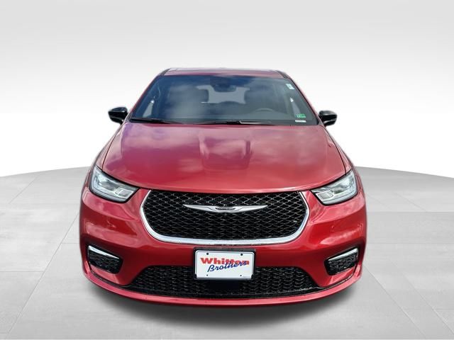 2026 Chrysler Pacifica photo 9