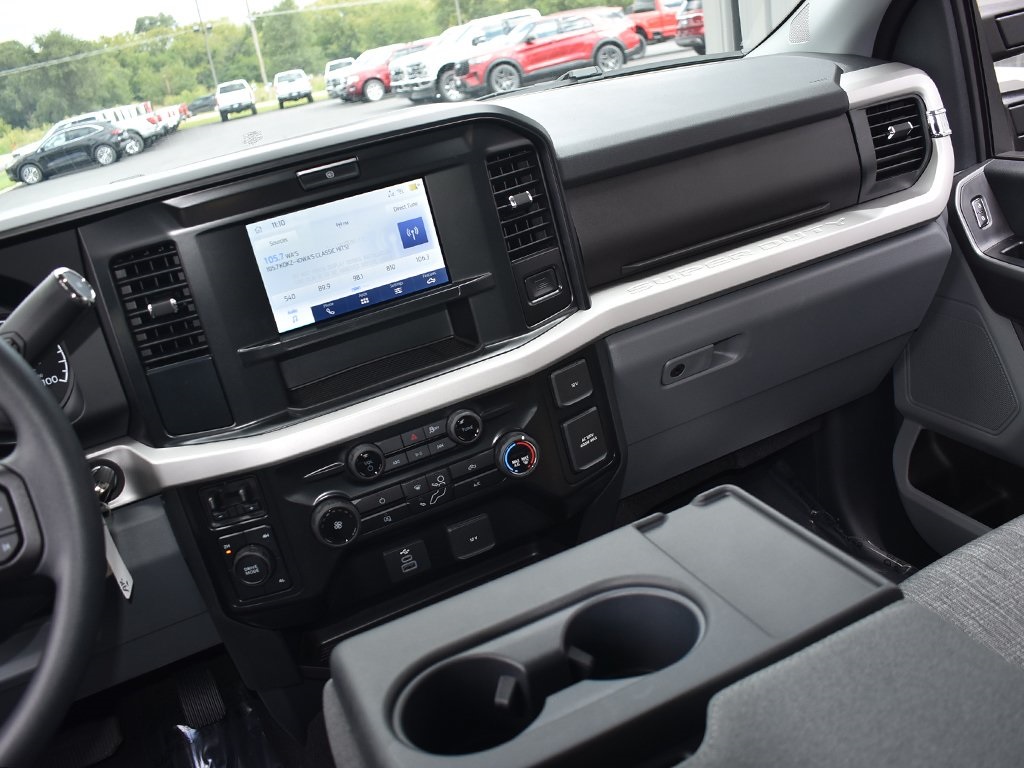 2026 Ford F-350 XLT photo 16