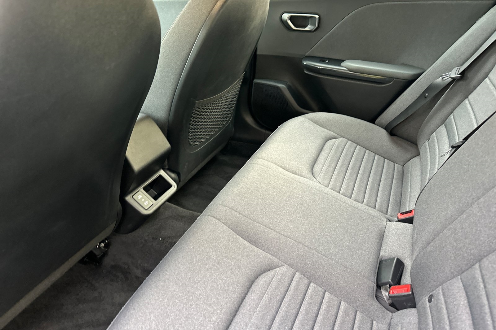 2025 Kia K4 EX photo 3