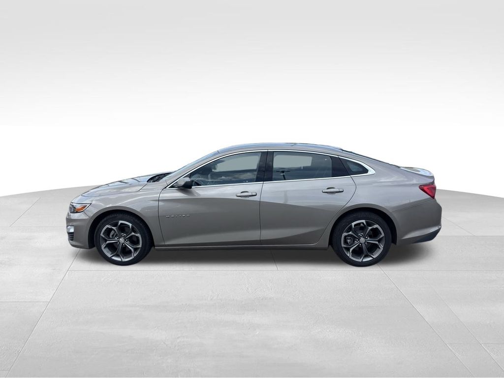 2024 Chevrolet Malibu 1LT photo 12