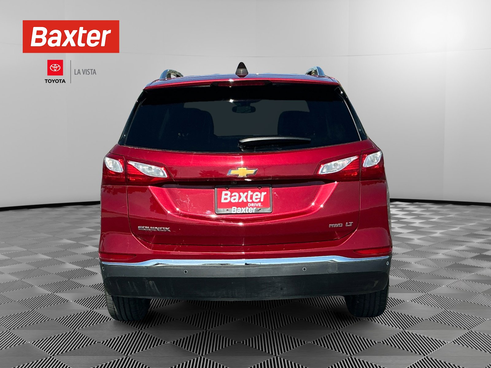 2018 Chevrolet Equinox LT photo 5