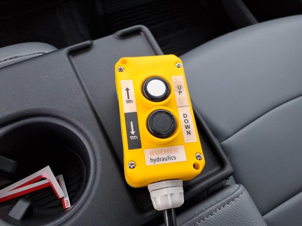 2024 FORD F-350 - Image 43