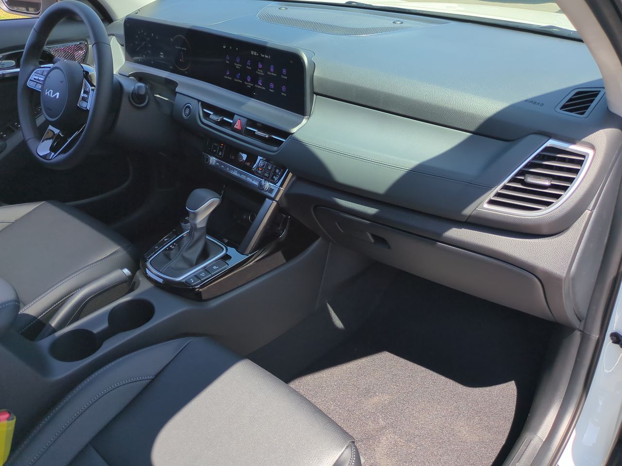 2026 Kia Seltos EX photo 27