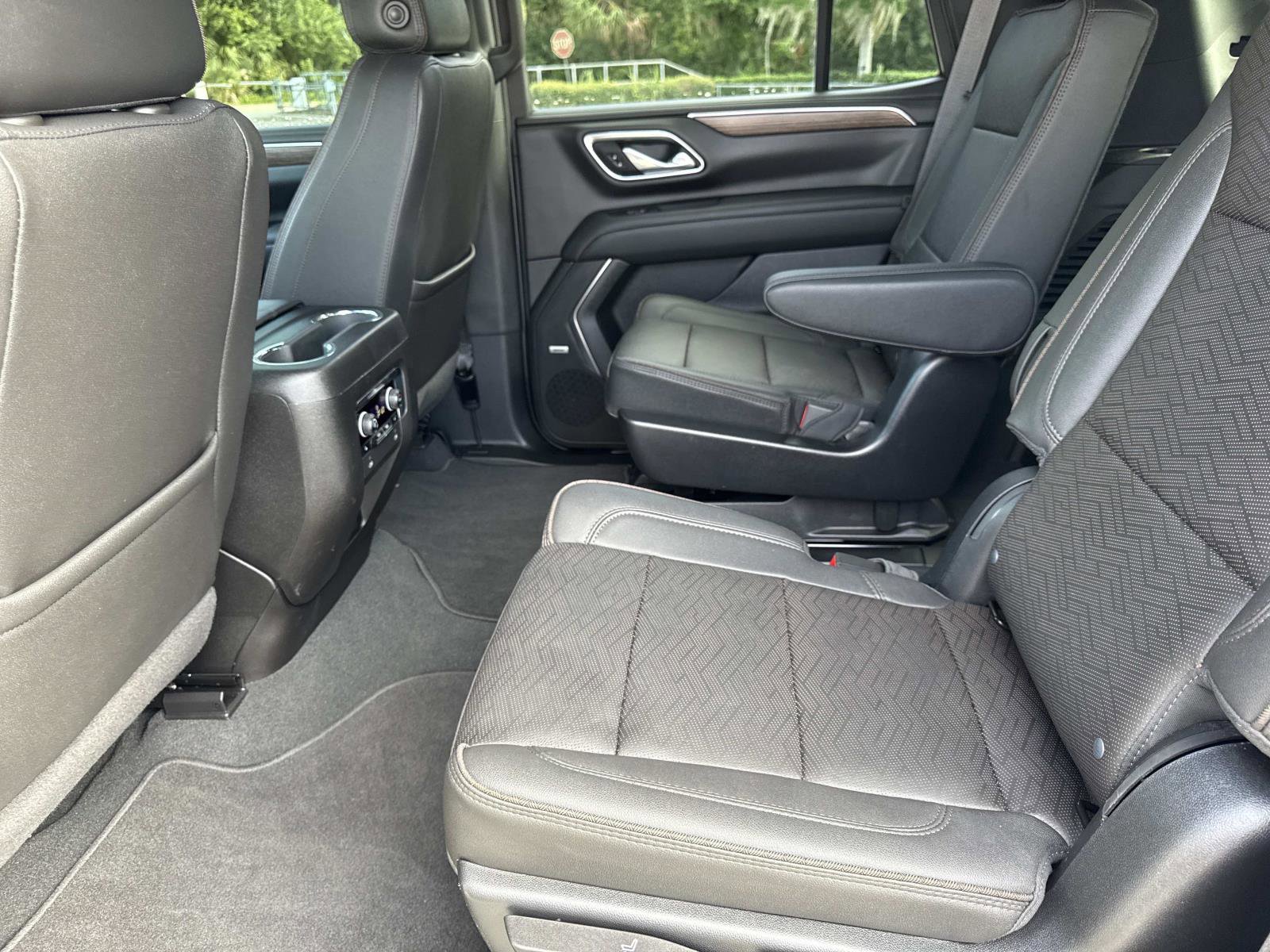 2023 Chevrolet Tahoe High Country photo 10