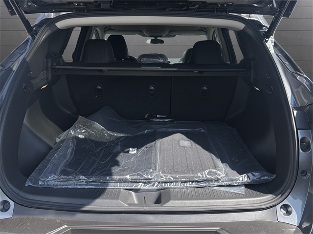 2025 Nissan Murano SV photo 23