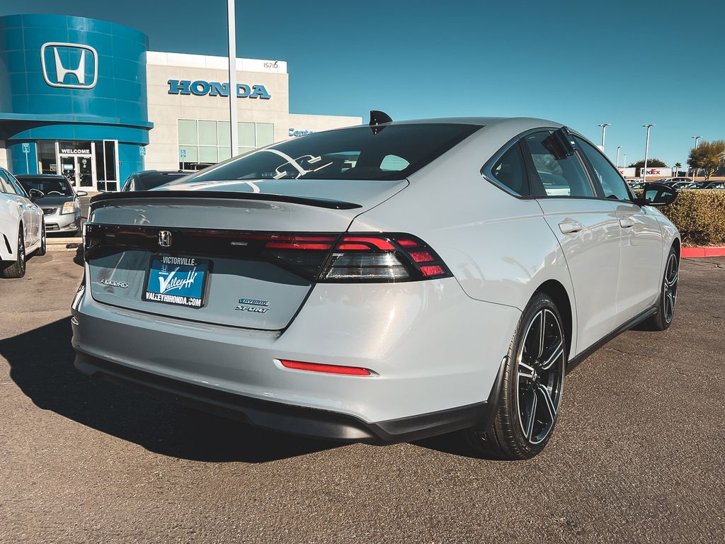 2025 Honda Accord Hybrid Sport photo 2