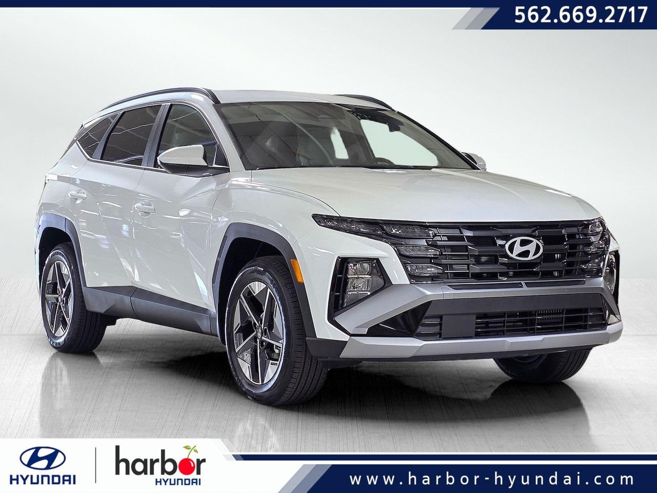 2026 Hyundai Tucson Blue SE's photo