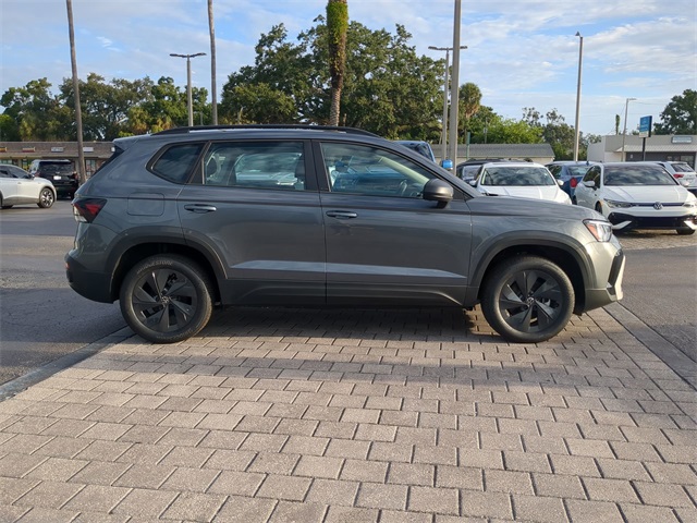 2025 Volkswagen Taos S photo 3