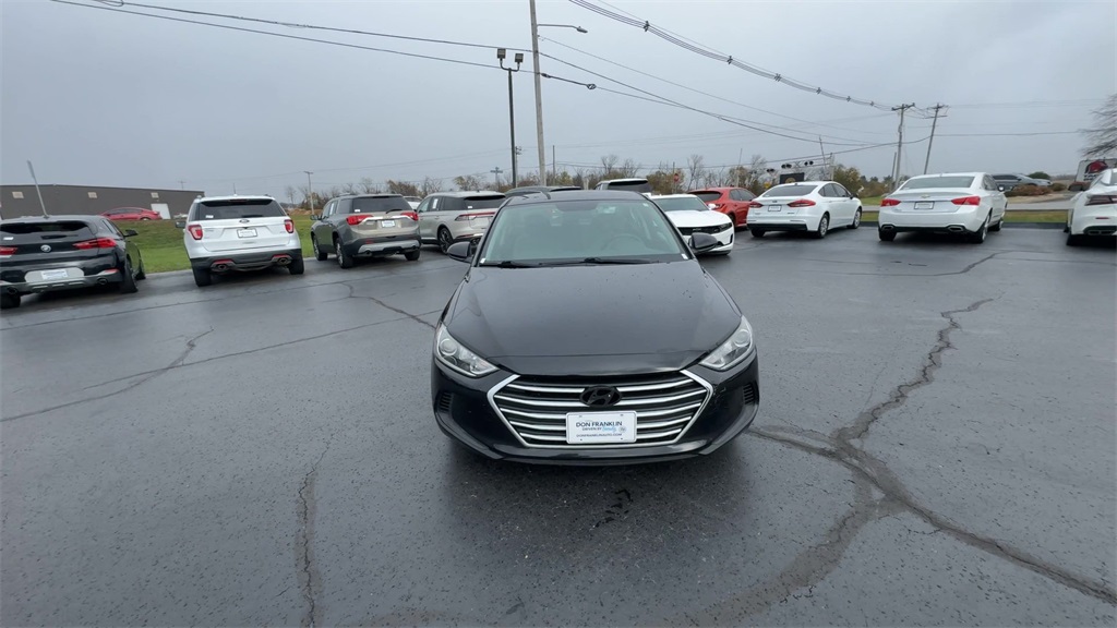 2017 Hyundai Elantra SE photo 3