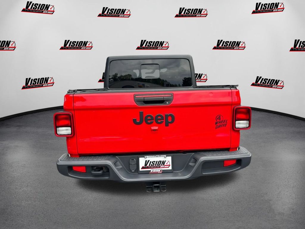 2021 Jeep Gladiator Sport photo 6