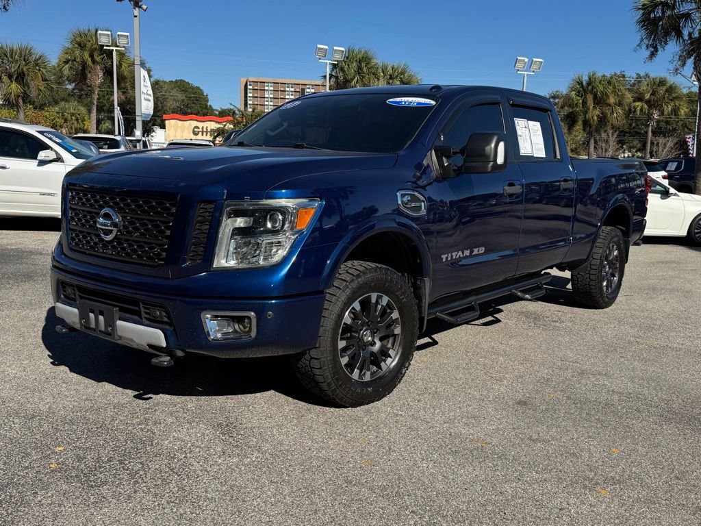 2017 Nissan Titan XD Pro-4X's photo
