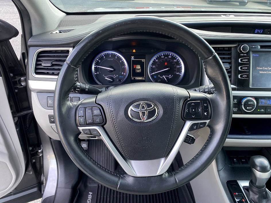 2019 Toyota Highlander XLE photo 7