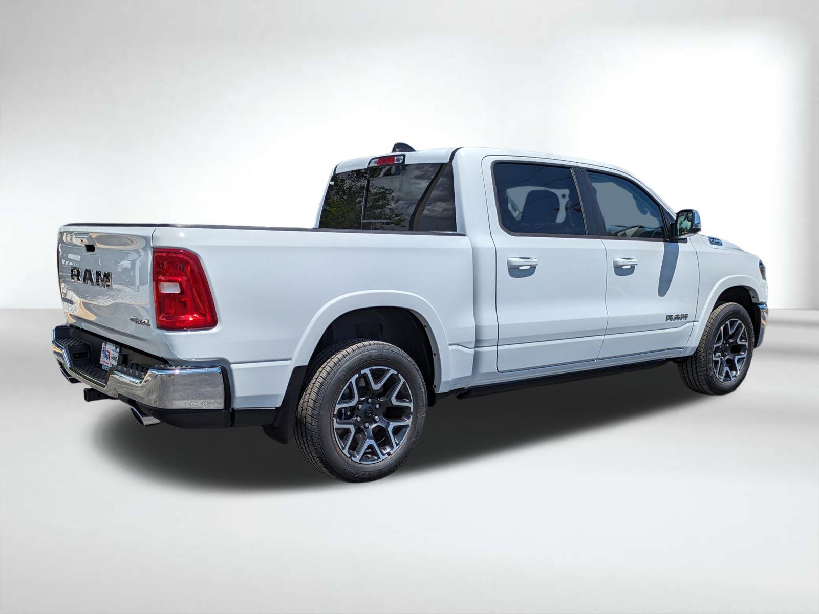 2025 Ram 1500 Laramie photo 4