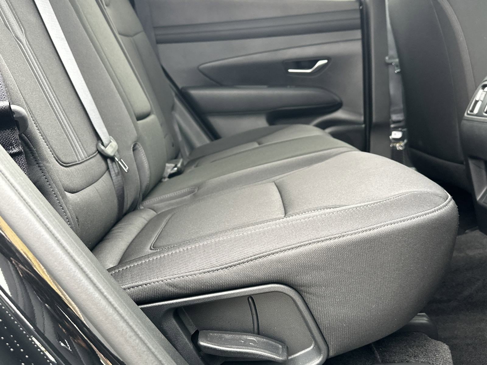 2025 Hyundai Tucson SEL photo 12