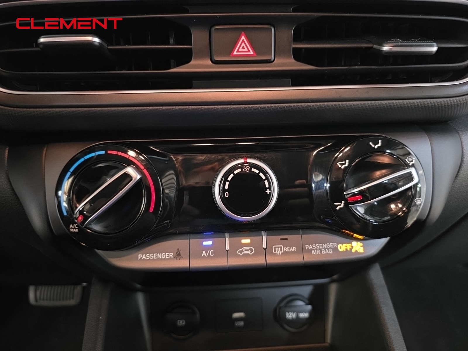 2023 Hyundai Kona SEL photo 18
