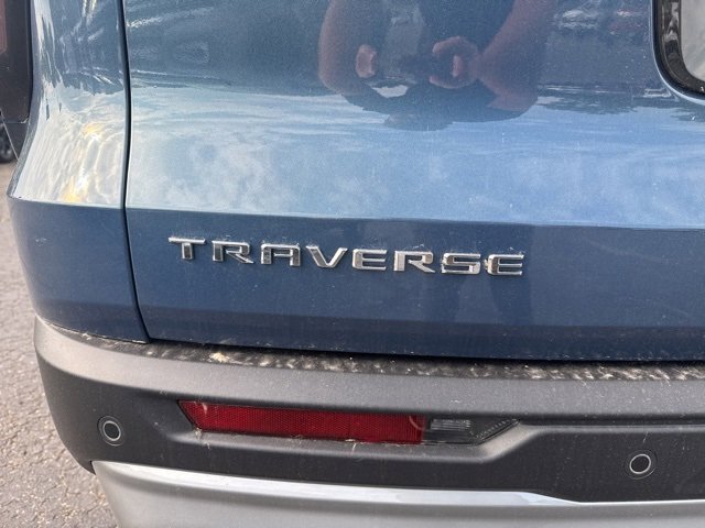 2025 Chevrolet Traverse photo 15