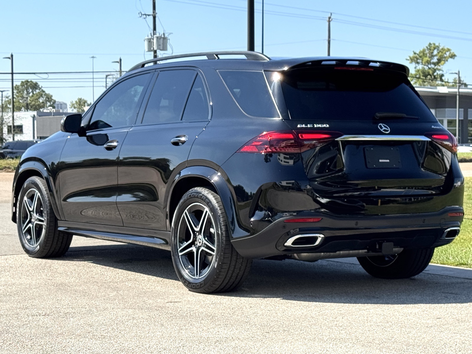 2026 Mercedes Benz GLE 350 4MATIC photo 4