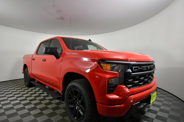 2026 Chevrolet Silverado 1500 Custom photo 2