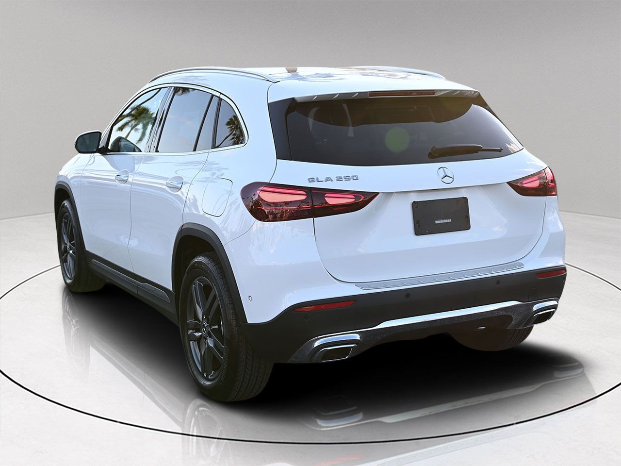 2025 Mercedes Benz GLA 250 photo 4