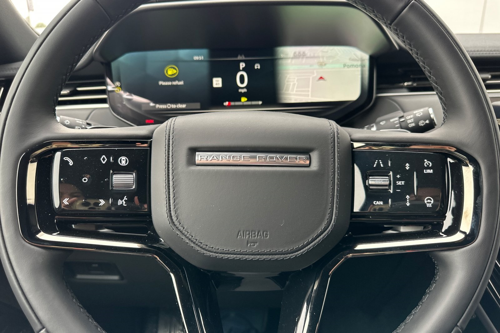 2025 Land Rover Range Rover Sport SE photo 24