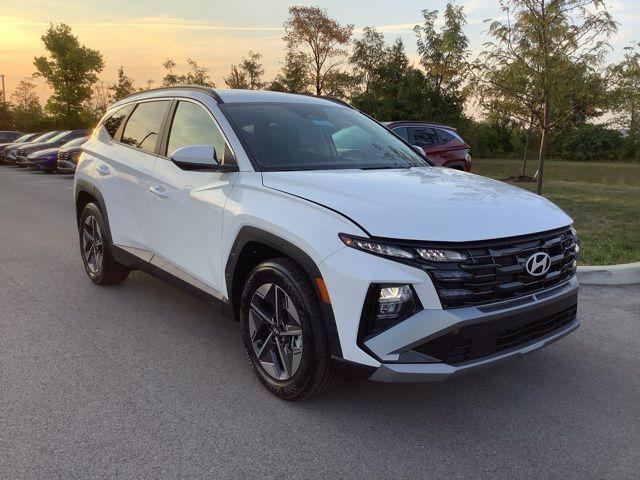 2026 Hyundai Tucson SEL Sport photo 2