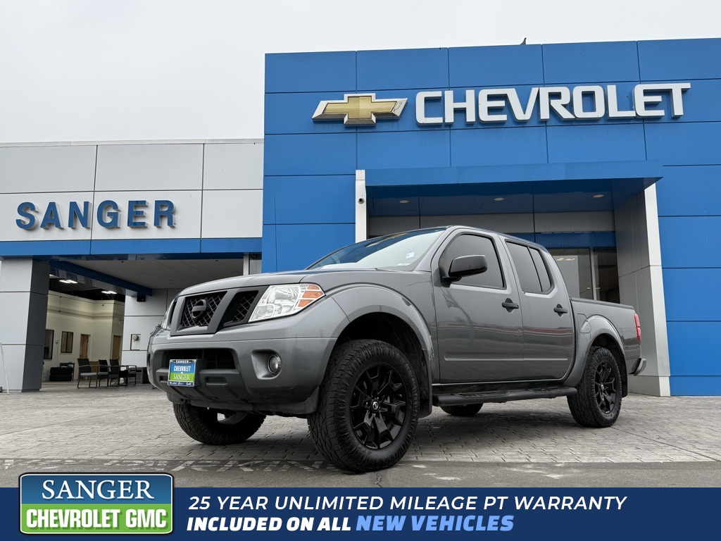 2020 Nissan Frontier SV's photo