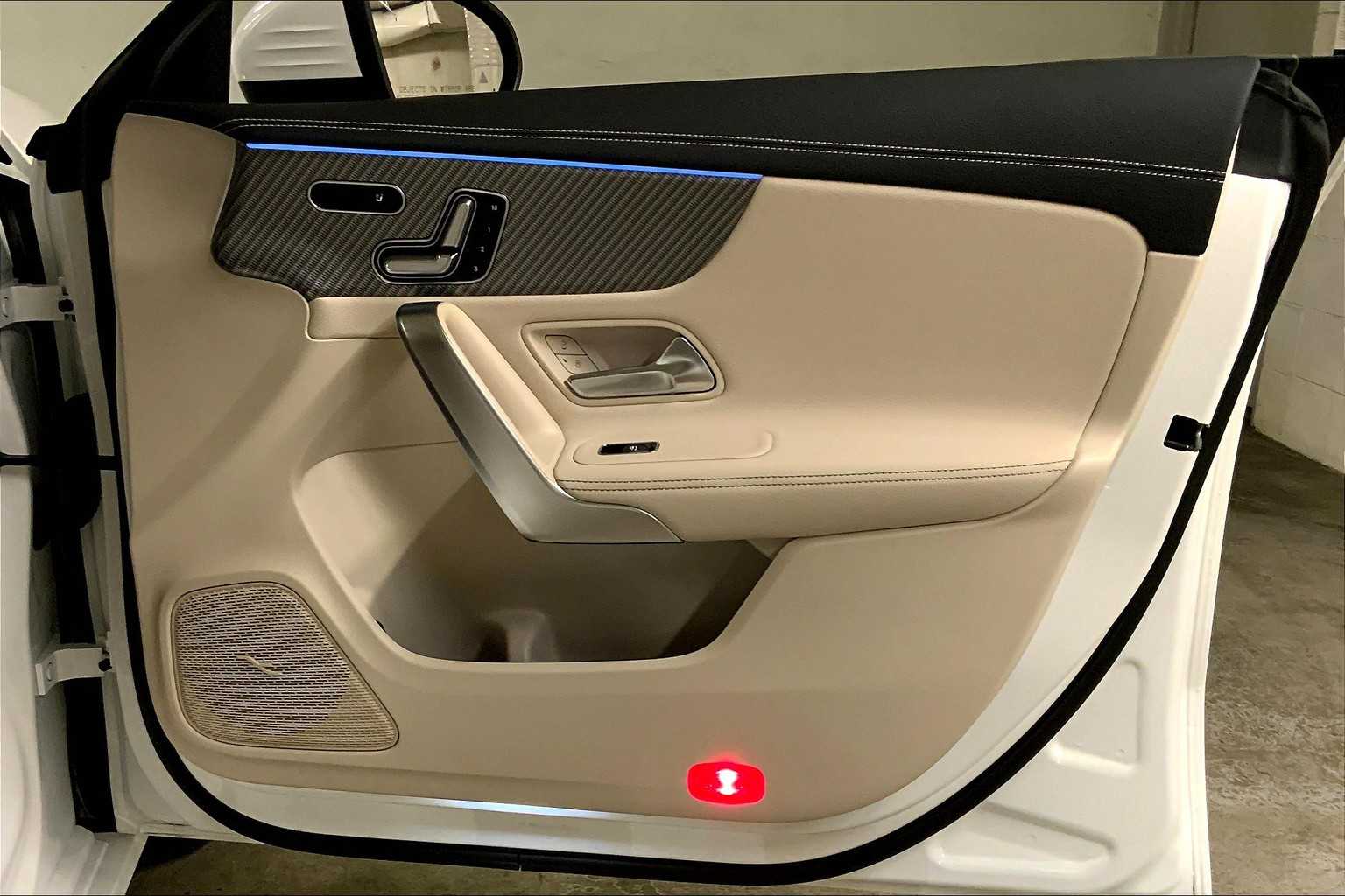 2025 Mercedes Benz CLA 250 photo 19