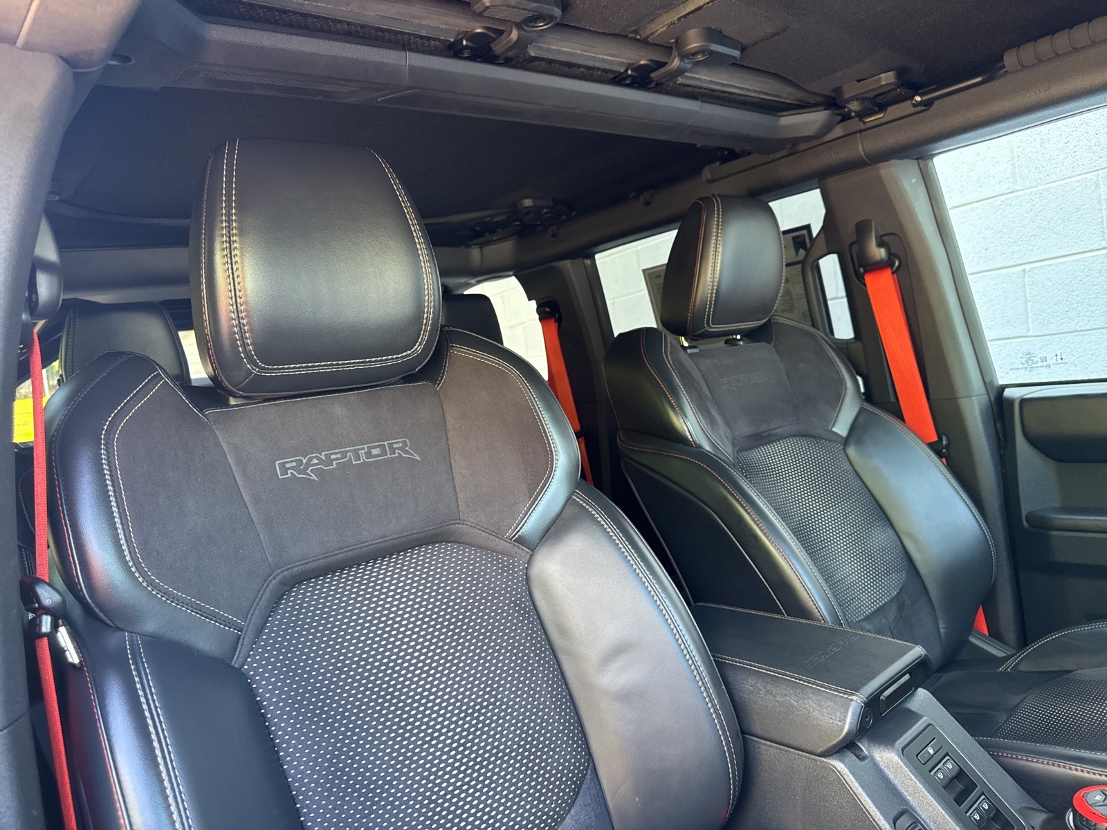 2024 Ford Bronco Raptor photo 37