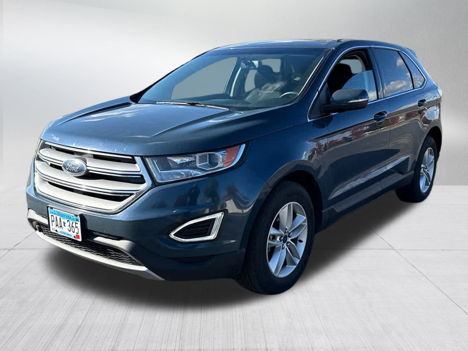 2016 Ford Edge SEL photo 4