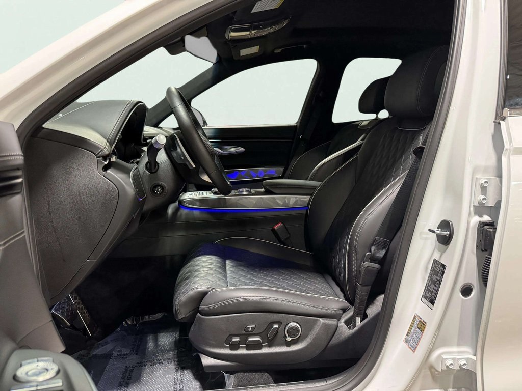 2025 Genesis GV70 3.5T Sport photo 24