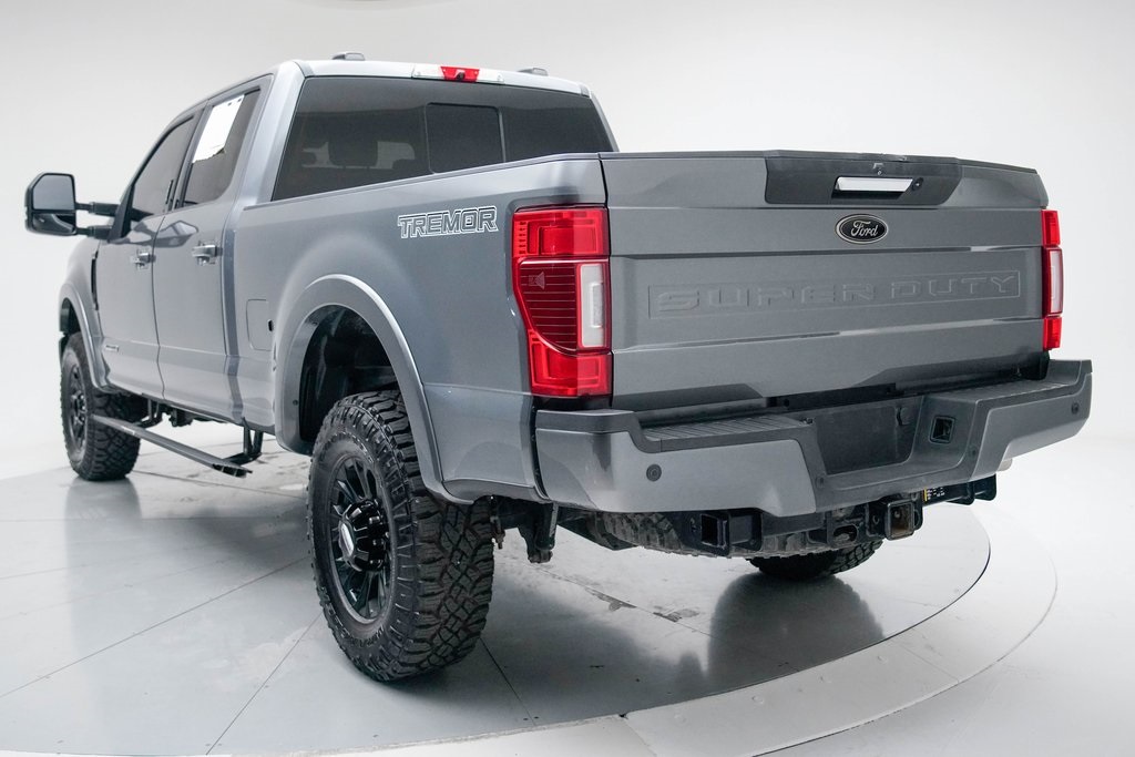 2021 Ford F-350 Lariat photo 3