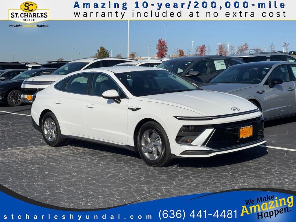 2026 Hyundai Sonata SE's photo