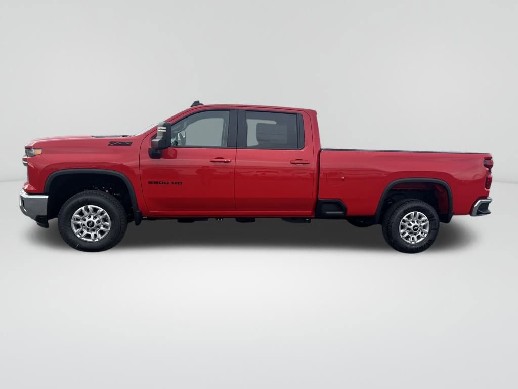 2026 Chevrolet Silverado 2500HD LT photo 2