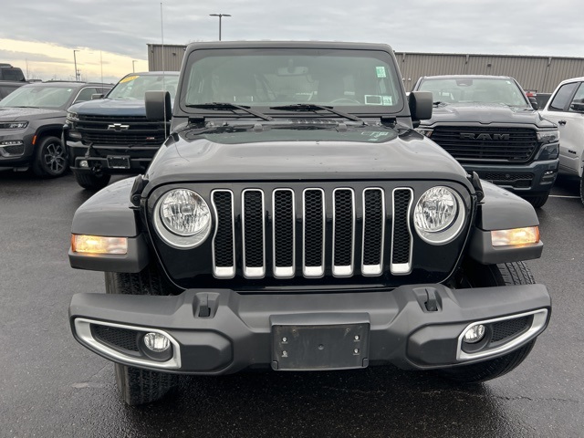 2022 Jeep Wrangler Unlimited Sahara photo 2