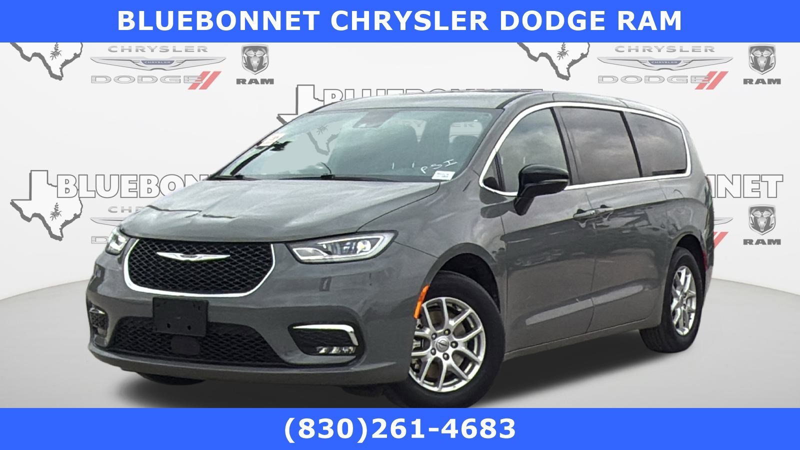 2025 Chrysler Pacifica Select's photo