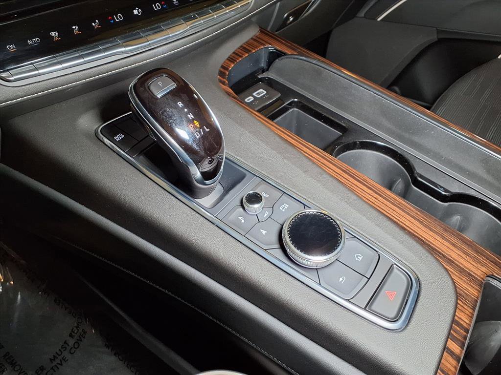 2022 Cadillac Escalade ESV Premium Luxury photo 6