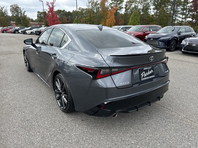 2024 Lexus IS 350 F SPORT photo 2