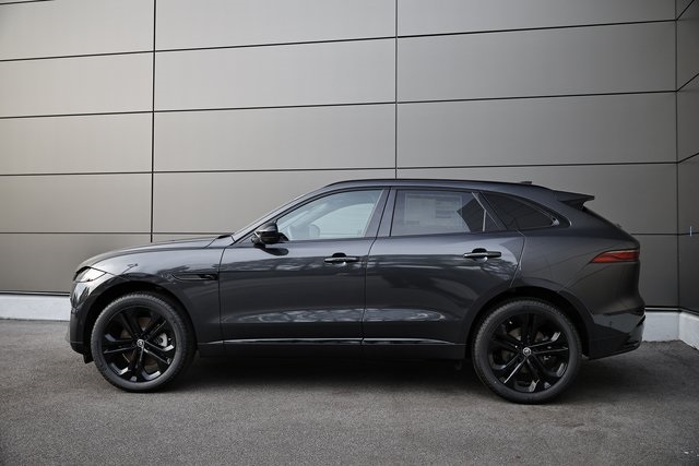 2026 Jaguar F-PACE S P250 R-Dynamic photo 2