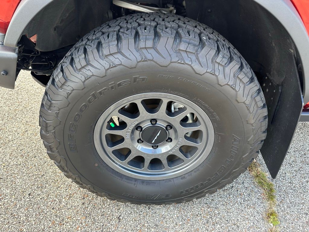 2022 Ford Bronco Badlands photo 5
