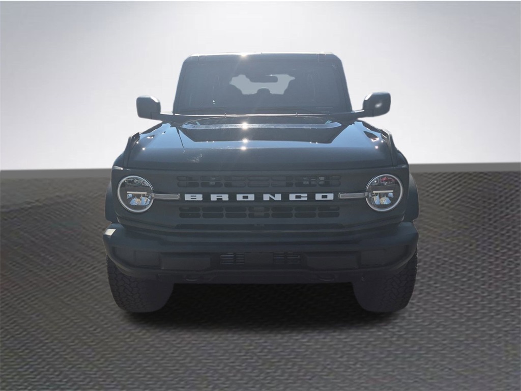2025 Ford Bronco Base photo 3