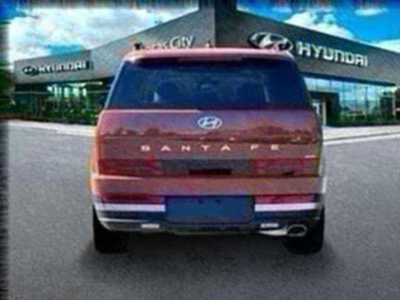 2025 Hyundai Santa Fe Limited photo 4
