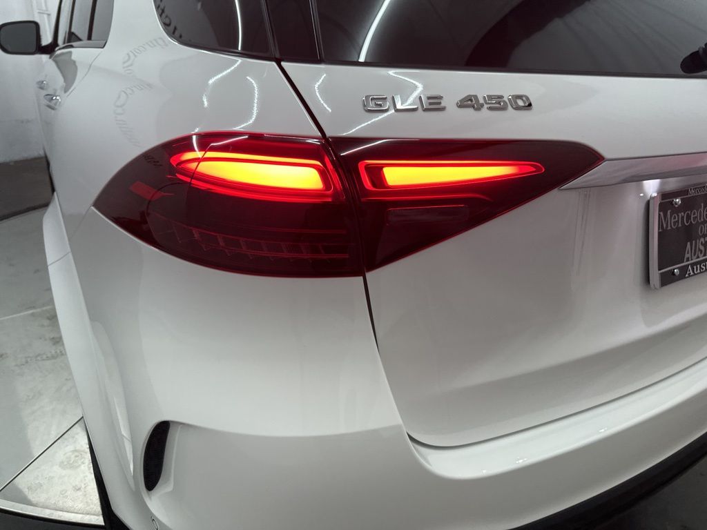 2026 Mercedes Benz GLE 450 4MATIC photo 27