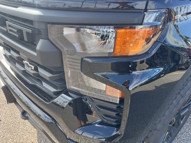 2026 Chevrolet Silverado 1500 Custom photo 9