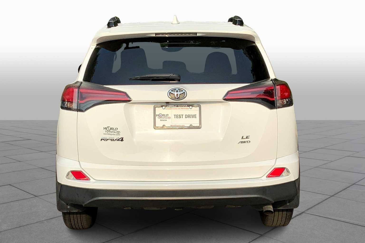 Image 3 of Pre-Owned 2018 Toyota RAV4 LE