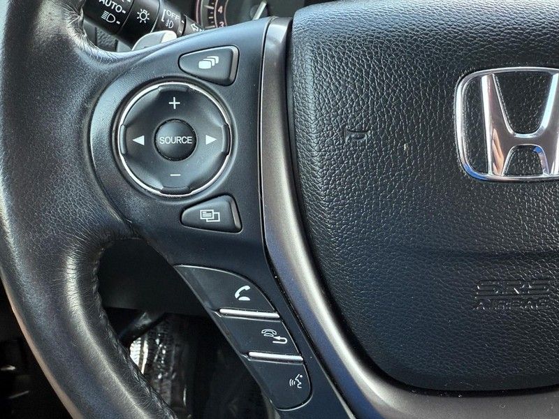 2022 Honda Ridgeline RTL photo 16
