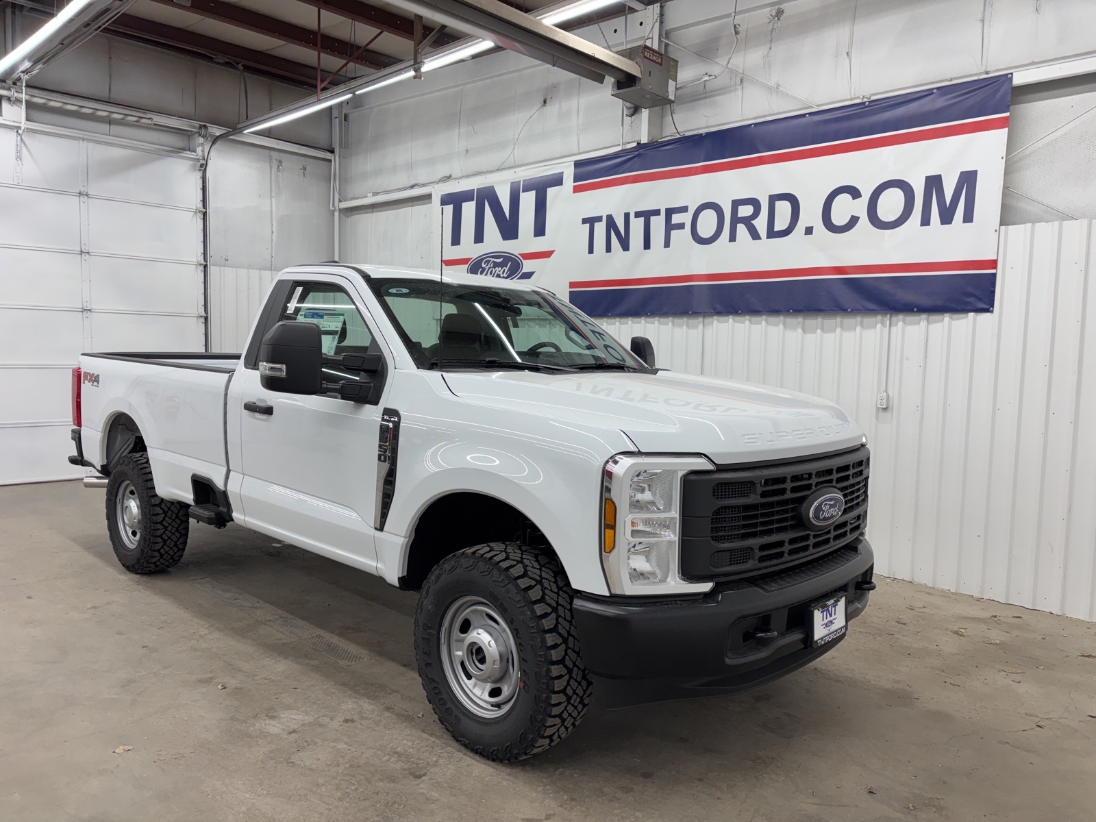 2026 Ford F-350 XL photo 2