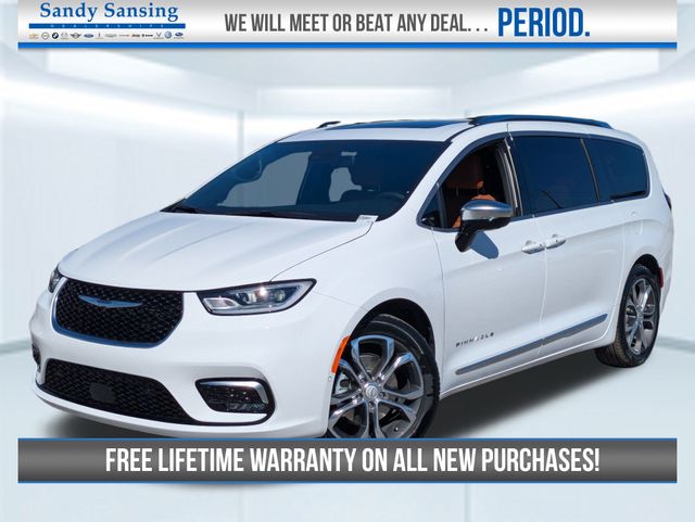 2026 Chrysler Pacifica Pinnacle's photo